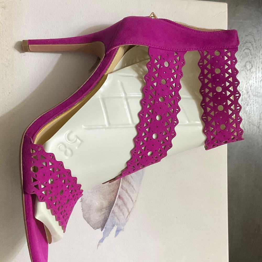 Jessica Simpson Pink Stiletto Heels with Laser-Cut Design